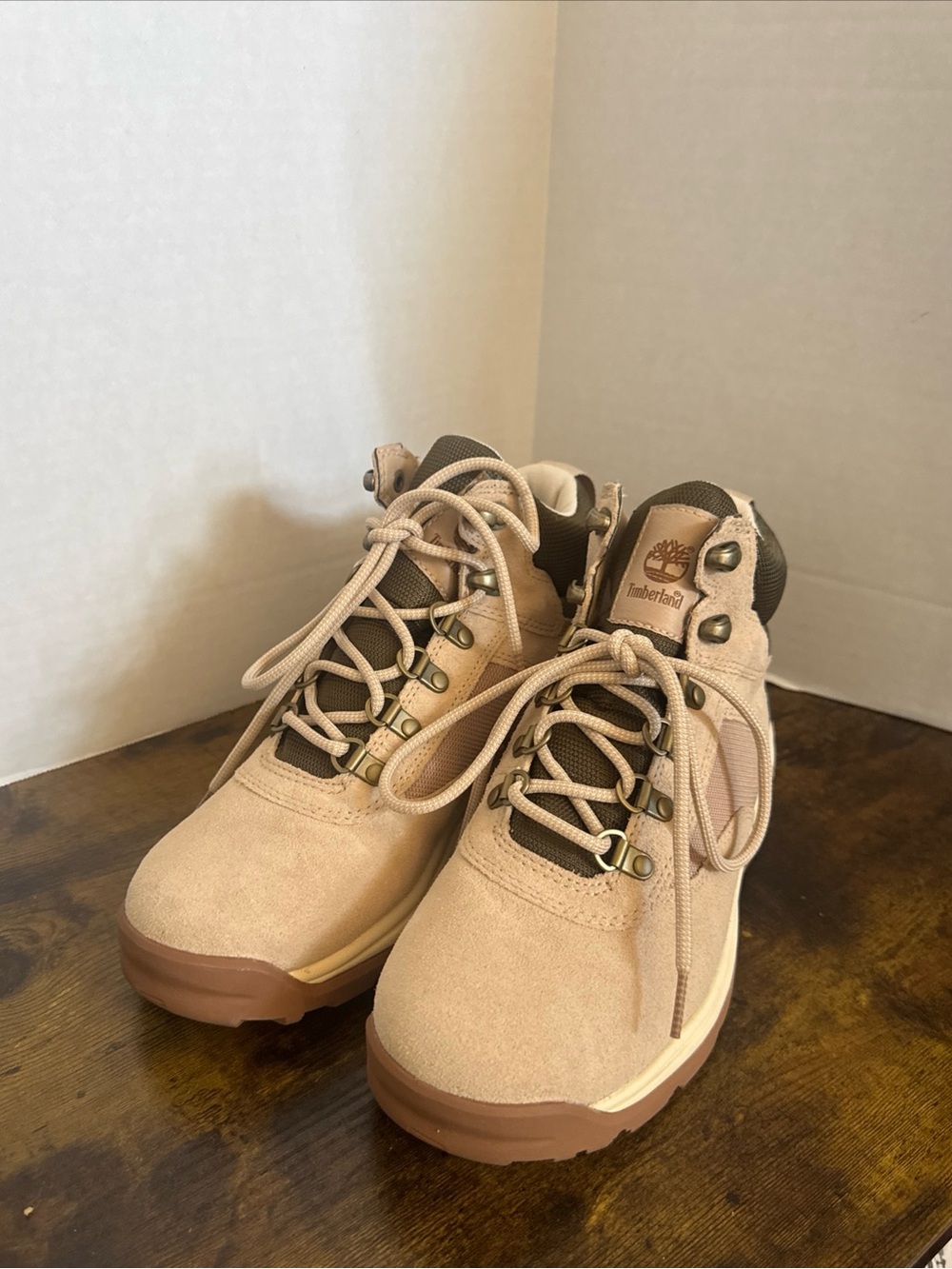 NEW Timberland White Ledge Mid LC Waterproof HK Light Beige Suede Boots W7